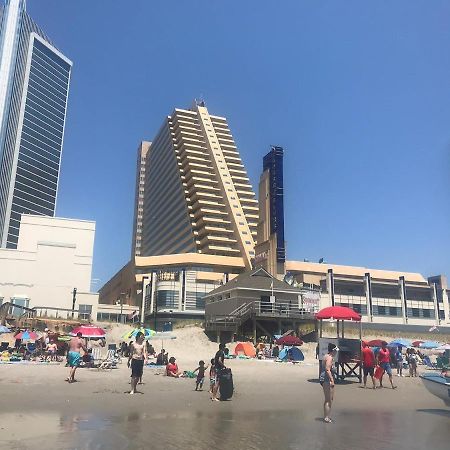2Br 3Ba Beachfront Rental In Town Cozysuites Atlantic City Exteriér fotografie