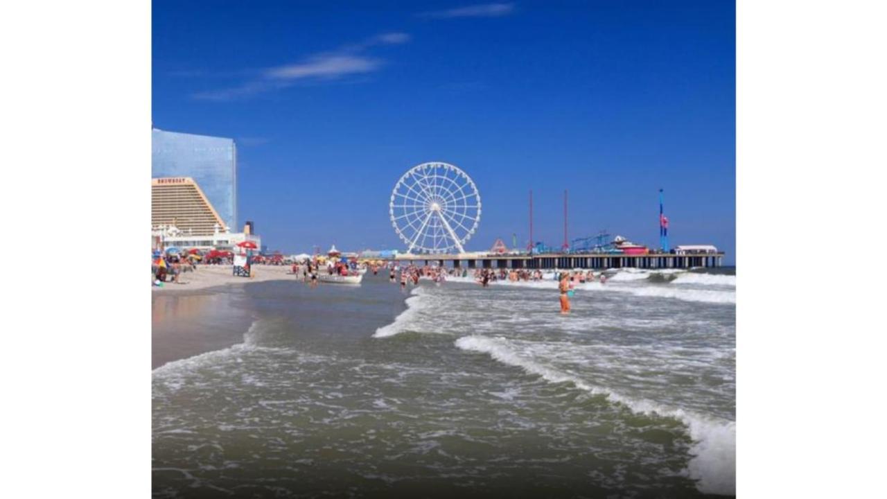 2Br 3Ba Beachfront Rental In Town Cozysuites Atlantic City Exteriér fotografie
