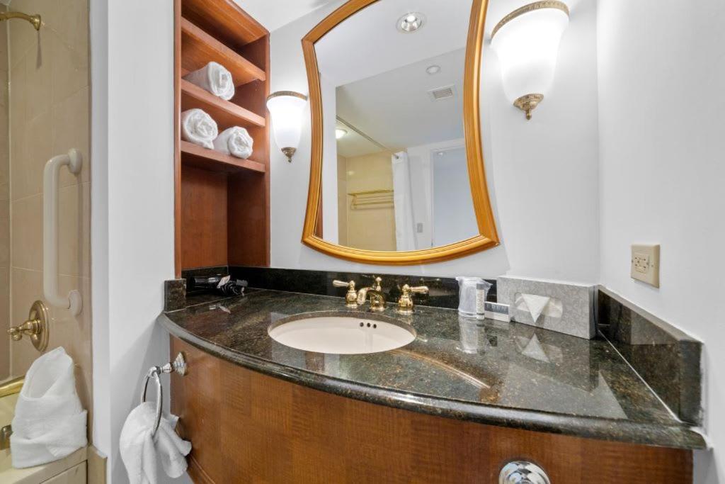 2Br 3Ba Beachfront Rental In Town Cozysuites Atlantic City Exteriér fotografie
